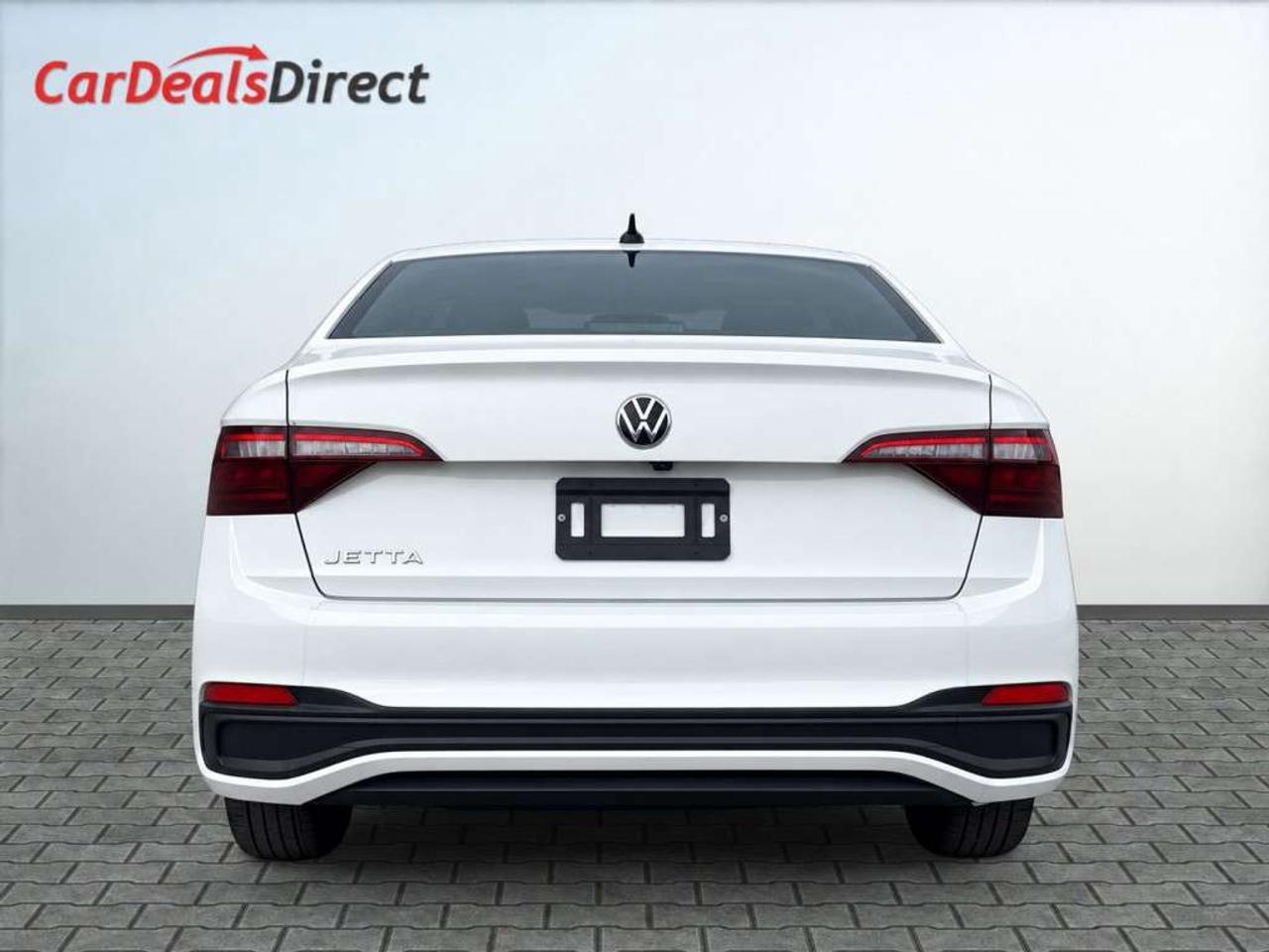 2024 Volkswagen Jetta Comfortline / SUNROOF / LEATHER / NAVI / BACKUP CAM/  CLEAN CARFAX Photo