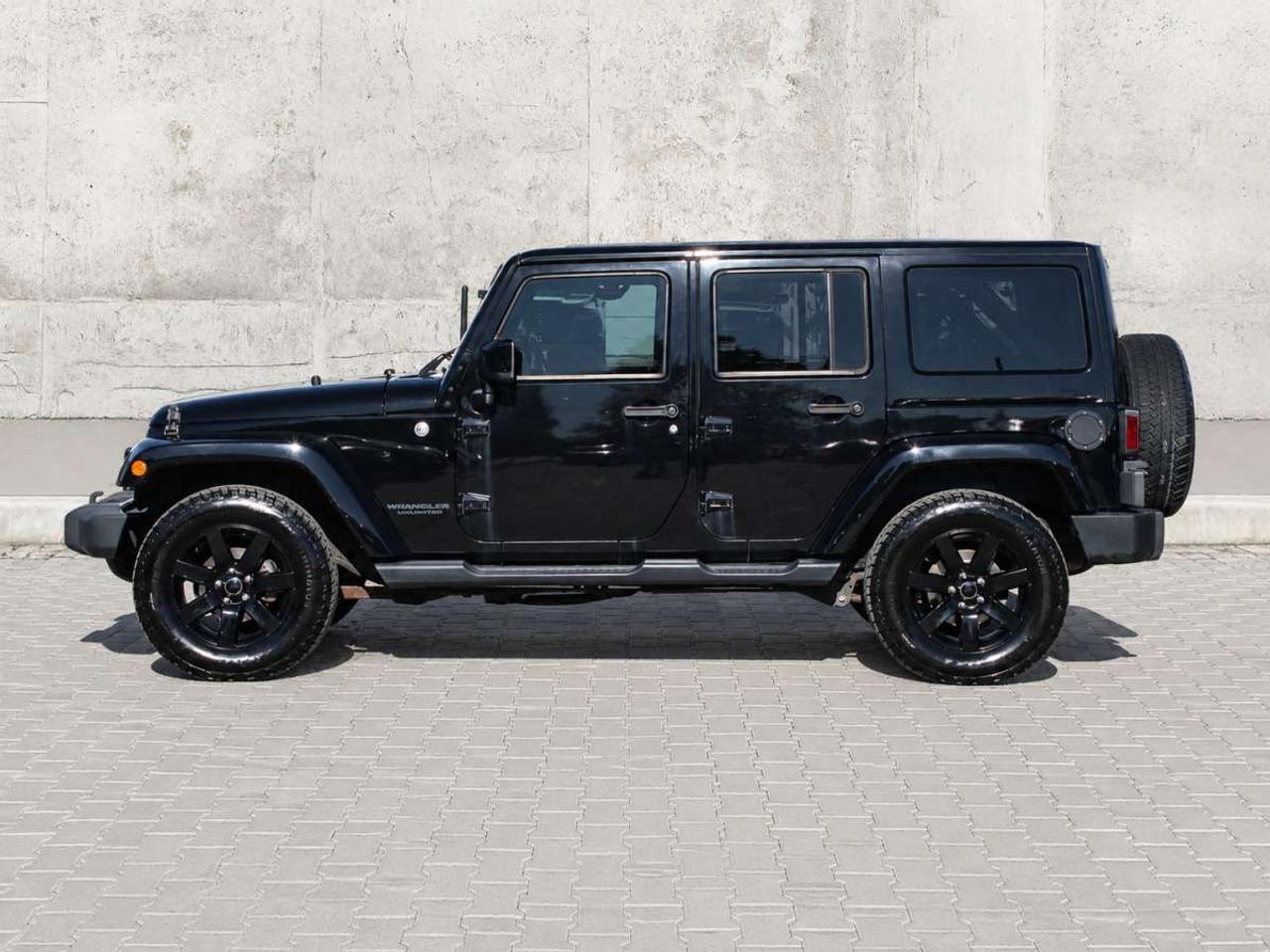 2014 Jeep Wrangler Unlimited Sahara 4x4  6SpeedManual SideSteps Gps S Photo2