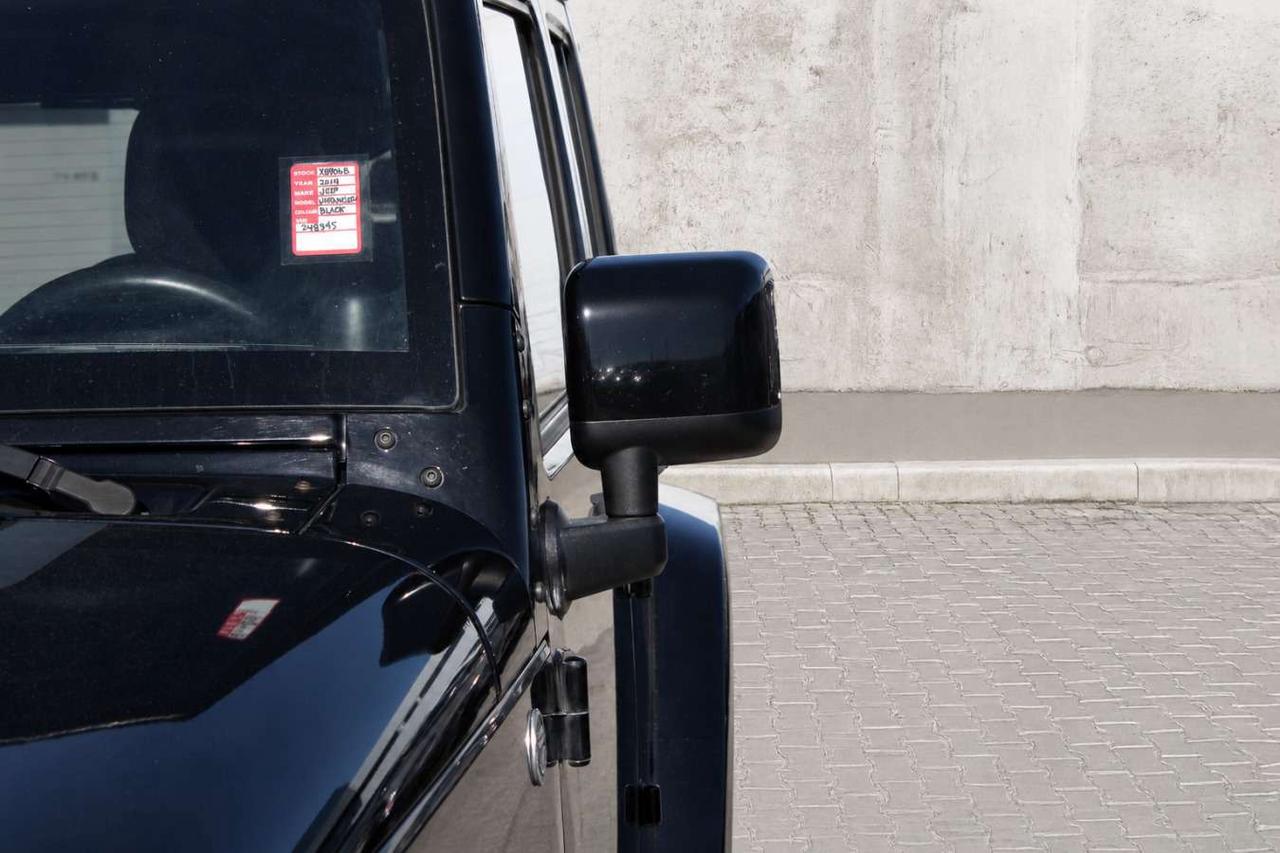 2014 Jeep Wrangler Unlimited Sahara 4x4  6SpeedManual SideSteps Gps S Photo