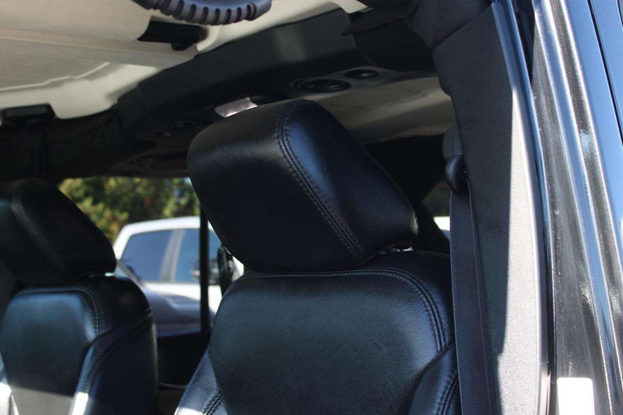 2014 Jeep Wrangler Unlimited Sahara 4x4  6SpeedManual SideSteps Gps S Photo