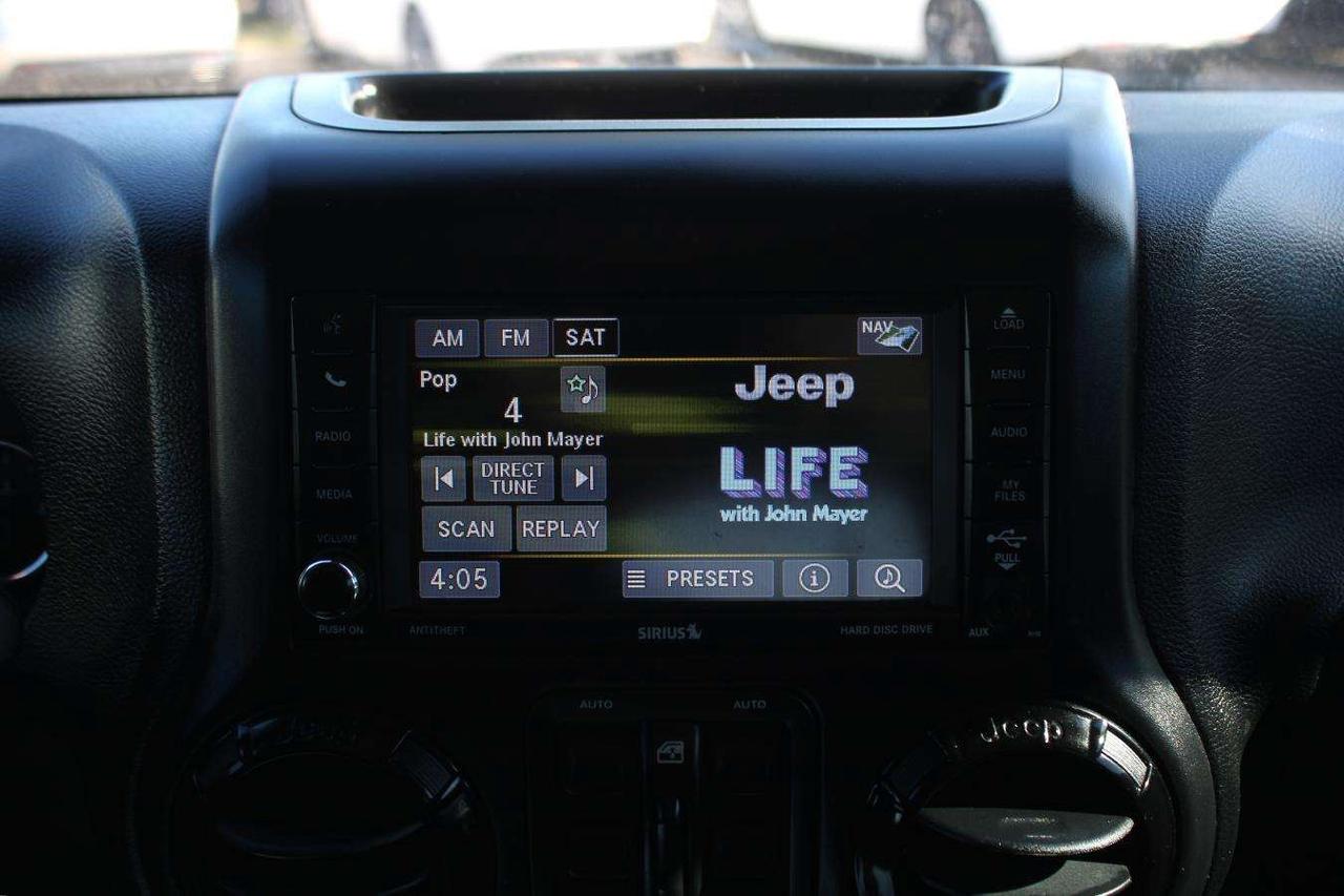 2014 Jeep Wrangler Unlimited Sahara 4x4  6SpeedManual SideSteps Gps S Photo