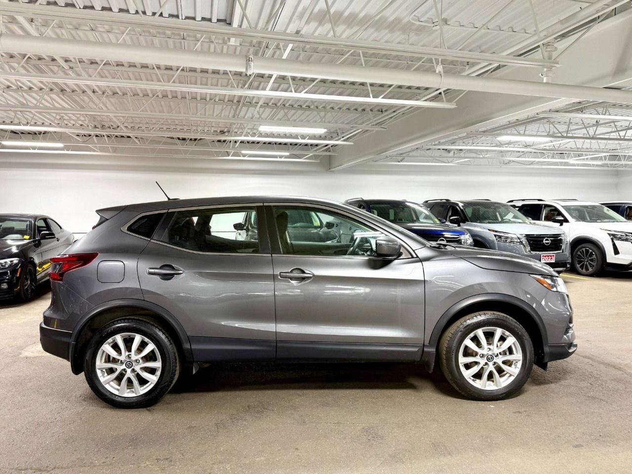 2023 Nissan Qashqai FWD S CVT Photo4