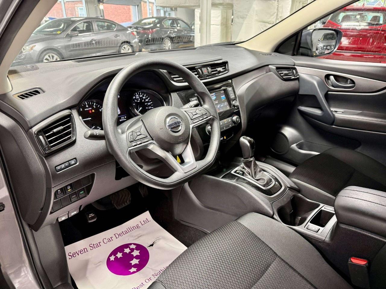 2023 Nissan Qashqai FWD S CVT Photo