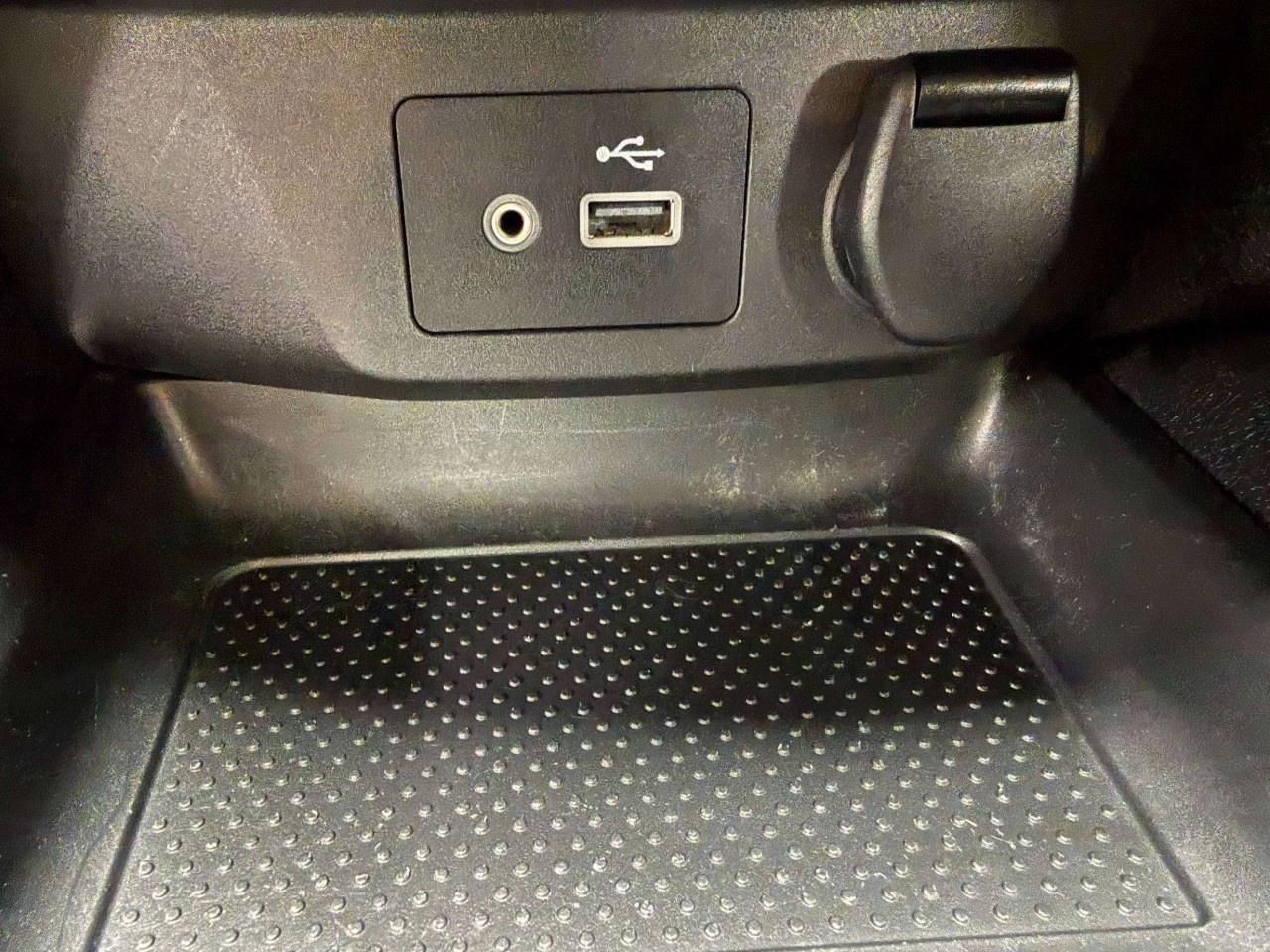 2023 Nissan Qashqai FWD S CVT Photo