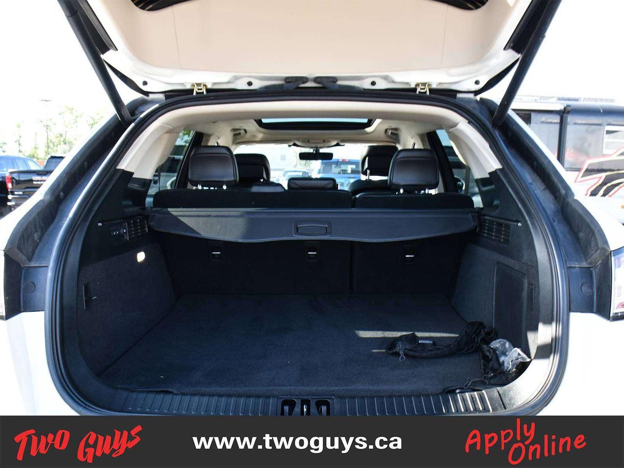 2023 Lincoln Nautilus Reserve 2.7L AWD   Panoroof   Nav   Htd Cooled Lth Photo
