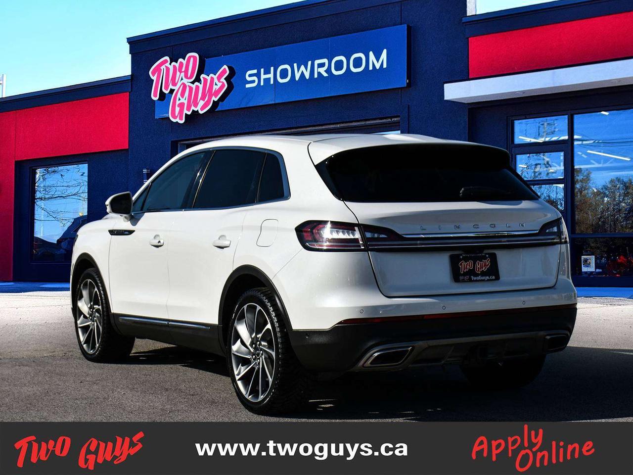 2023 Lincoln Nautilus Reserve 2.7L AWD   Panoroof   Nav   Htd Cooled Lth Photo
