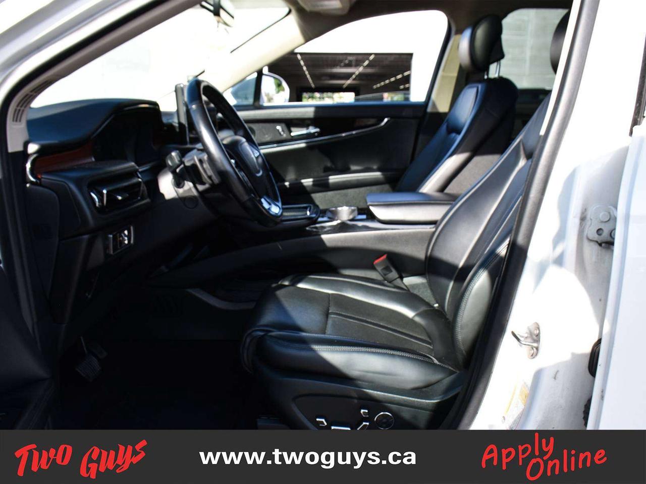 2023 Lincoln Nautilus Reserve 2.7L AWD   Panoroof   Nav   Htd Cooled Lth Photo