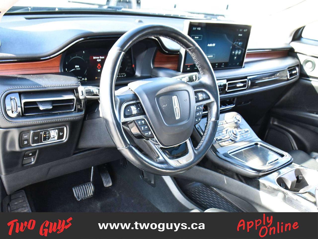 2023 Lincoln Nautilus Reserve 2.7L AWD   Panoroof   Nav   Htd Cooled Lth Photo