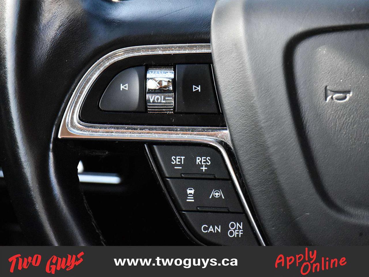 2023 Lincoln Nautilus Reserve 2.7L AWD   Panoroof   Nav   Htd Cooled Lth Photo