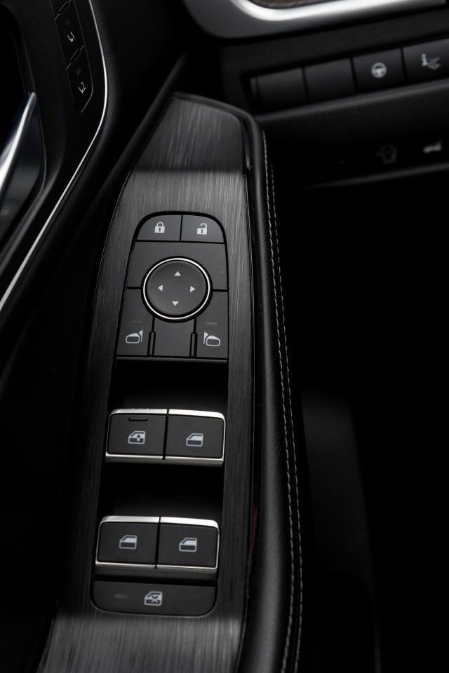 2024 Nissan Rogue Platinum 4dr All-Wheel Drive Sport Utility Photo