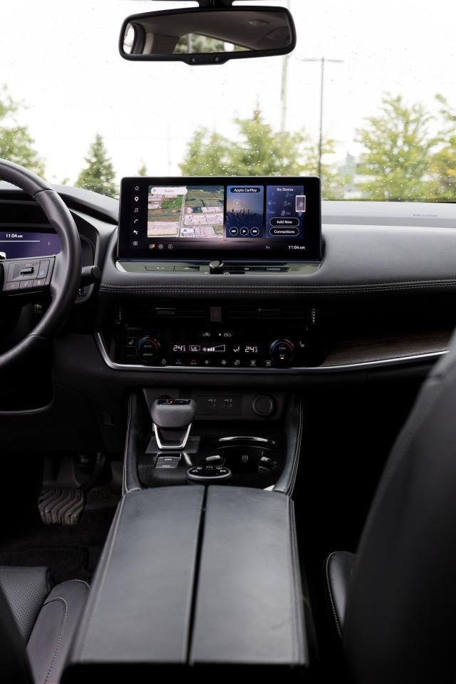 2024 Nissan Rogue Platinum 4dr All-Wheel Drive Sport Utility Photo