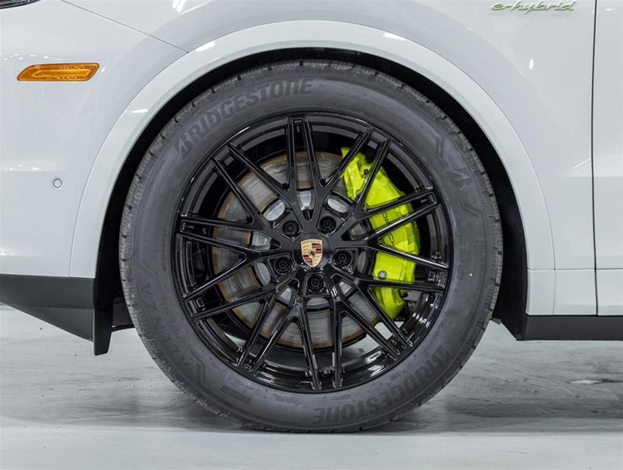 2026 Porsche Cayenne  Photo