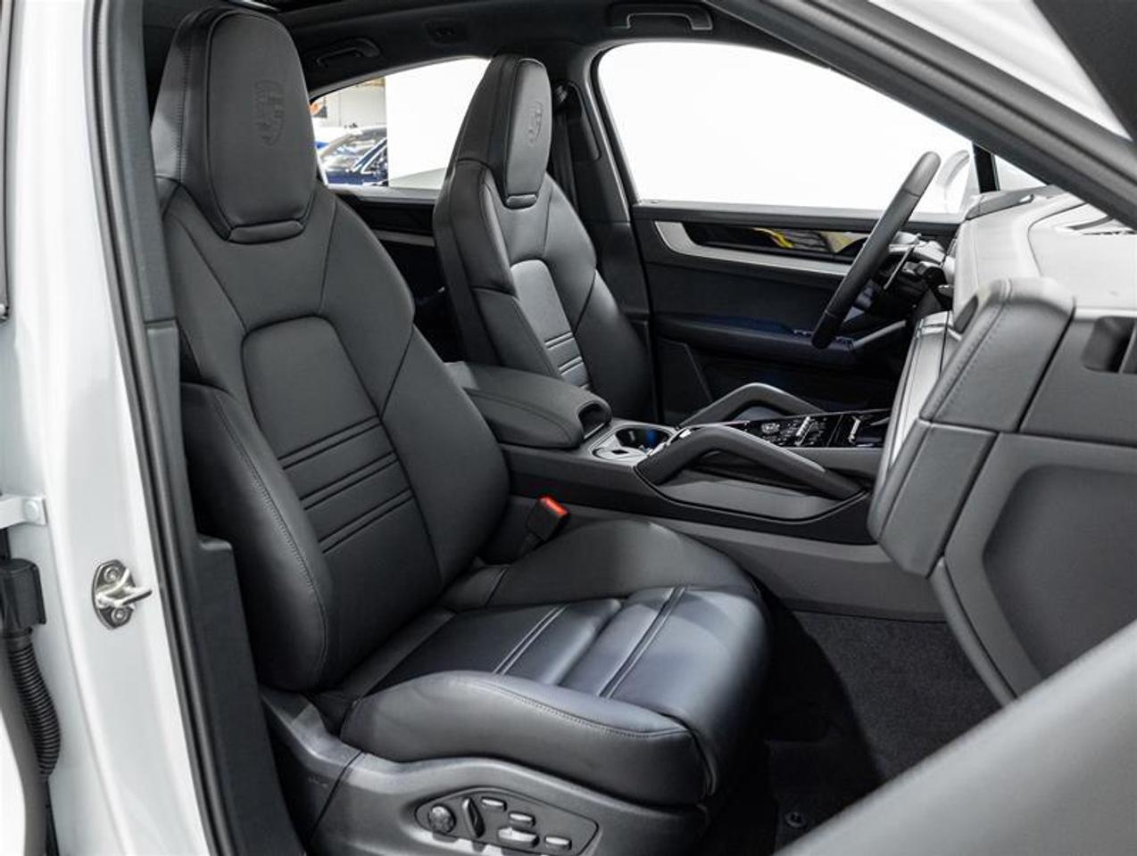 2026 Porsche Cayenne  Photo
