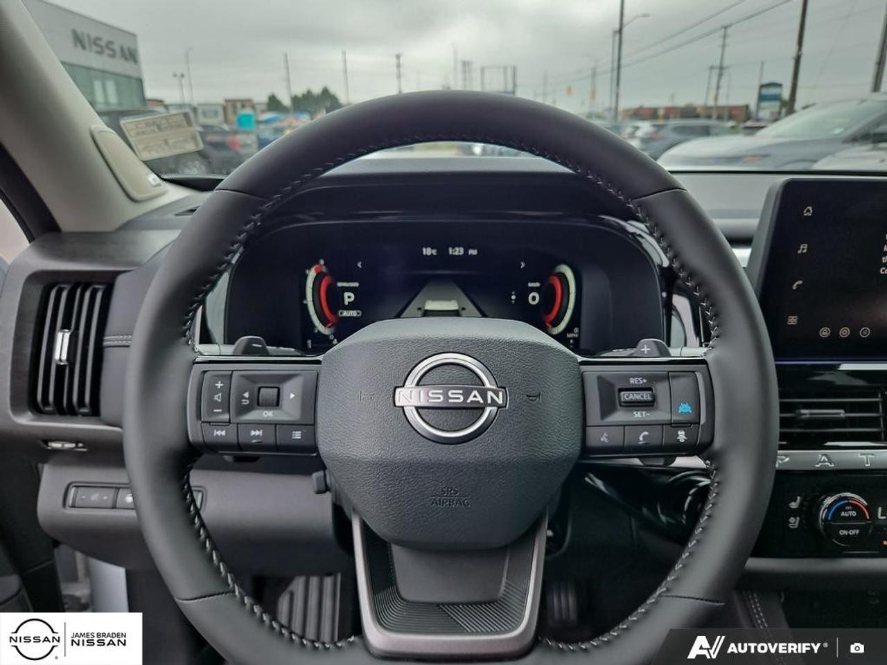 2026 Nissan Pathfinder Platinum 4WD Photo