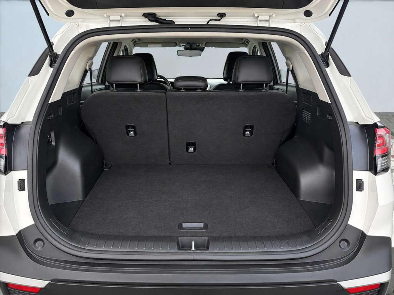 2024 Kia Sportage EX AWD / Leather / Heated Seats / Sunroof / NAVI / Backup Cam / Apple CarPlay Photo