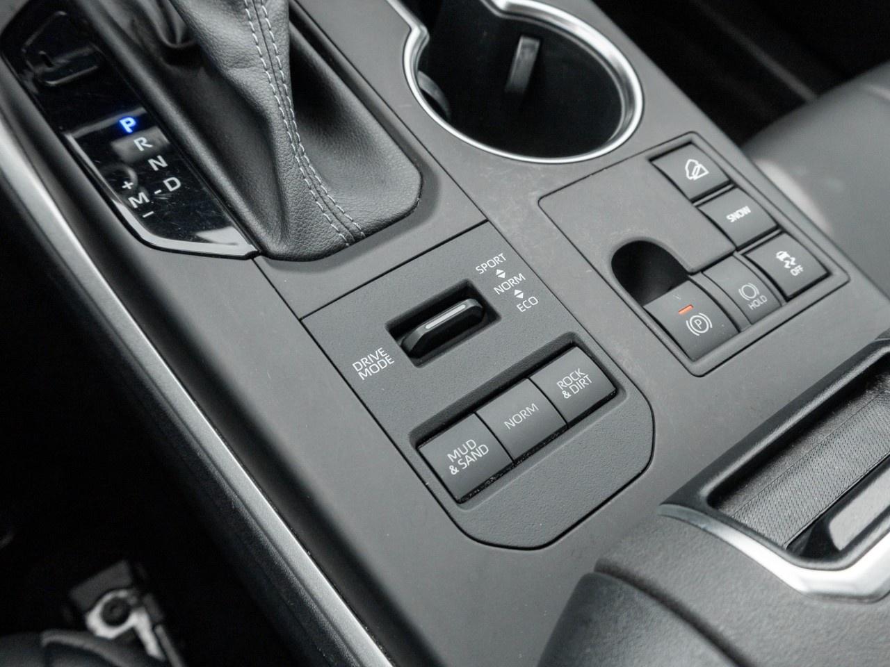 2023 Toyota Highlander XLE AWD Photo