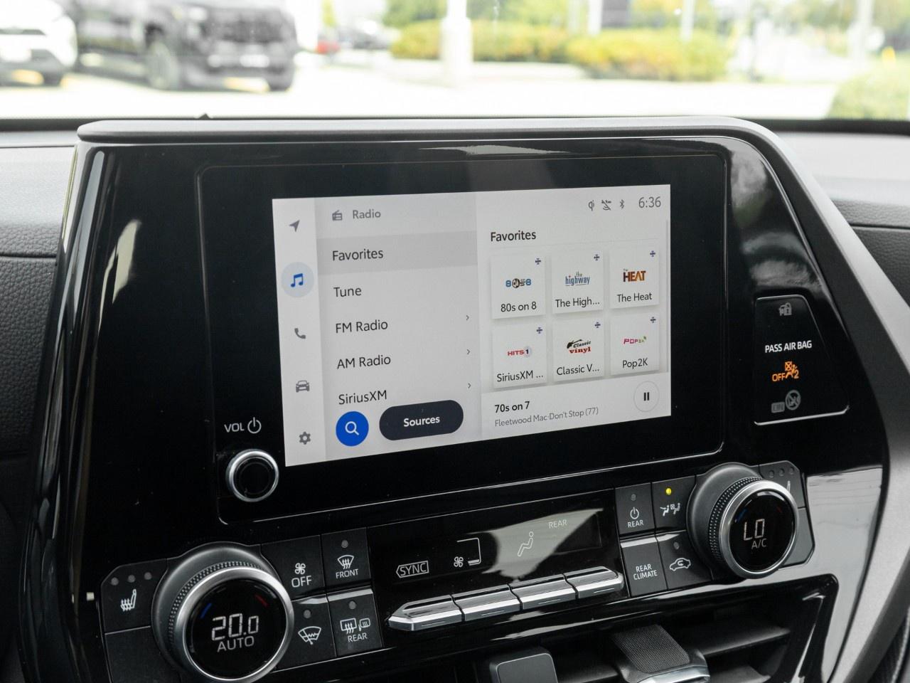 2023 Toyota Highlander XLE AWD Photo