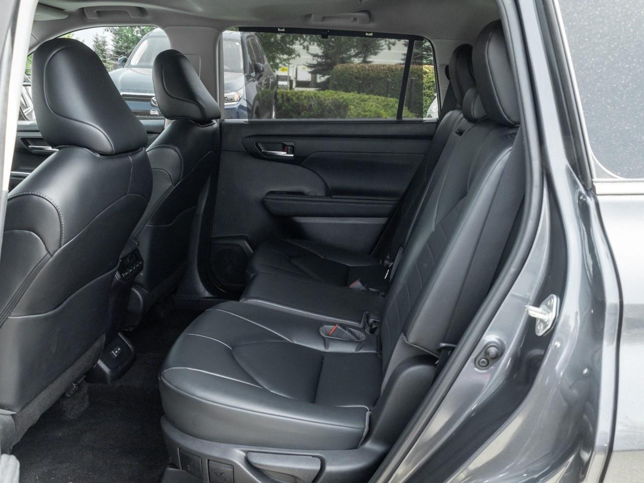 2023 Toyota Highlander XLE AWD Photo