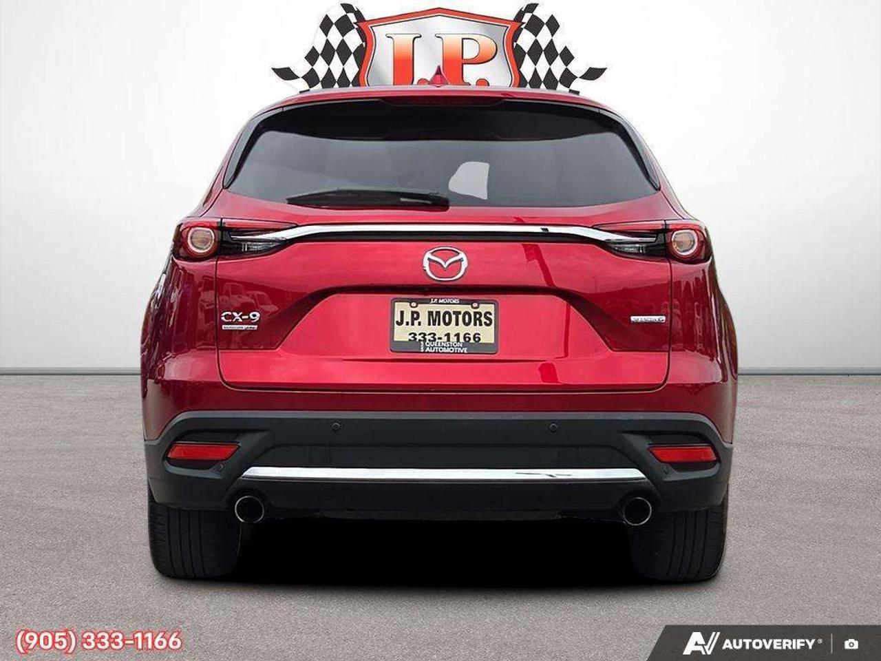 2022 Mazda CX-9 Signature Apple CarPlay & Android Auto • Heads-Up Display • 3rd-Row Seating • Heated & Cooled Front Seats • Leather Seati Photo