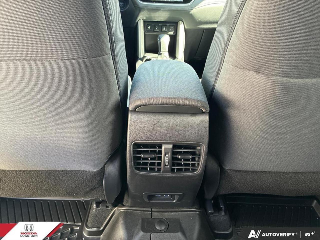 2025 Toyota Corolla Cross Hybrid SE 4dr All-Wheel Drive Photo