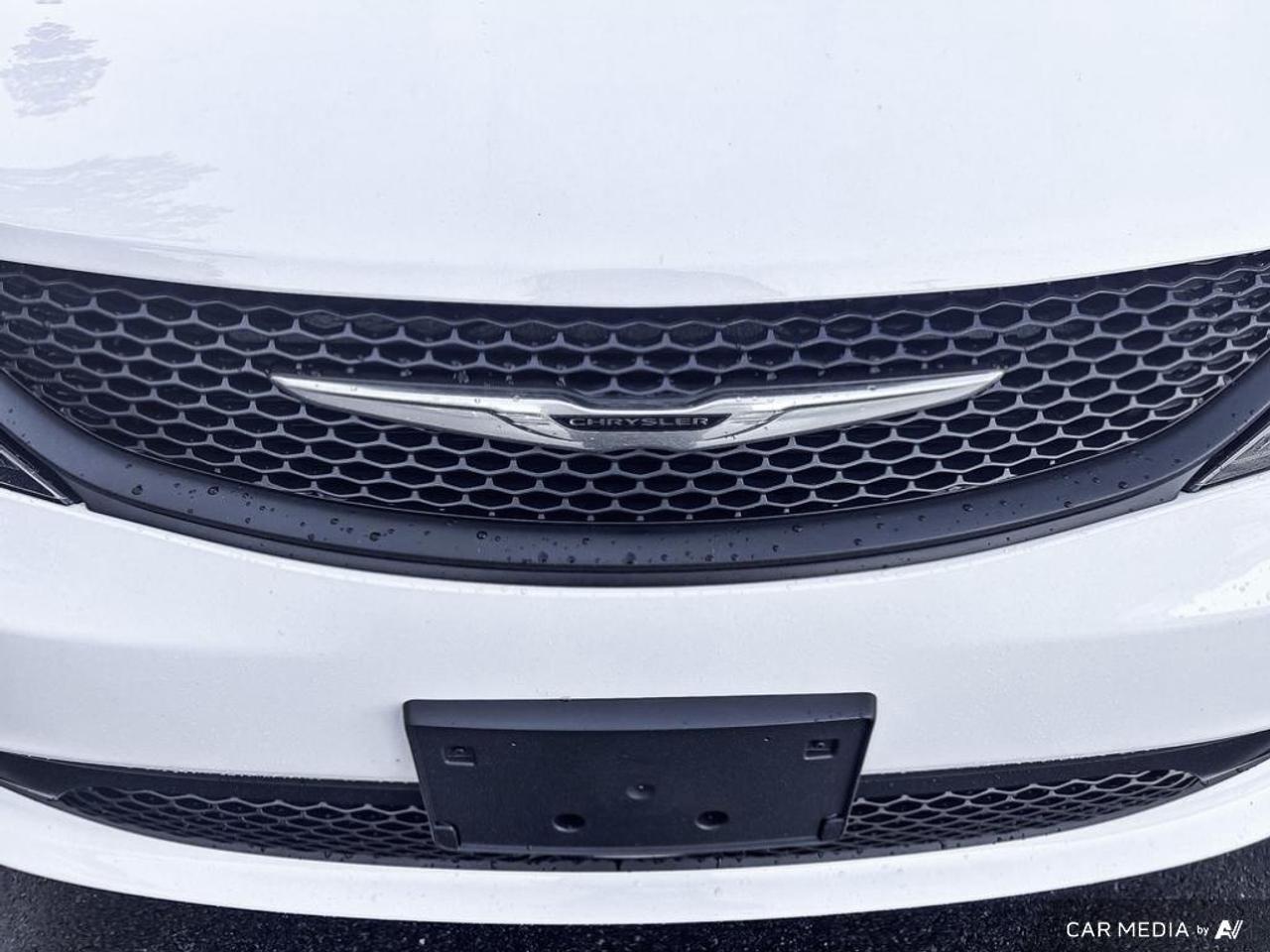 2027 Chrysler Grand Caravan SXT Front-Wheel Drive Passenger Van Photo