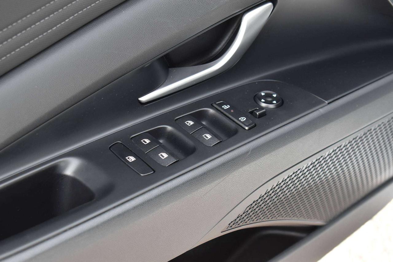 2026 Hyundai Elantra Preferred Photo