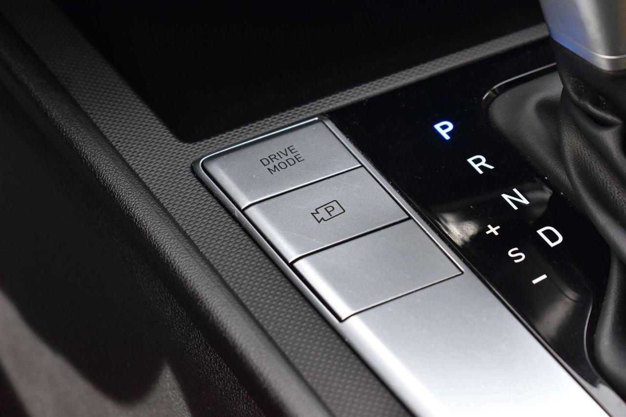 2026 Hyundai Elantra Preferred Photo
