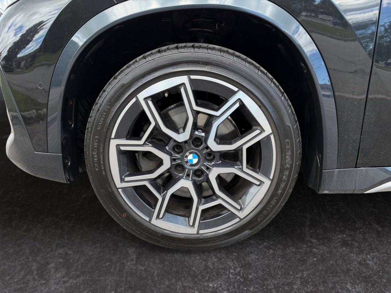 2023 BMW X1 xDrive28i *NO ACCIDENTS/CARPLAY/CAMERA/PANORAMIC ROOF/LED LIGHTS Photo
