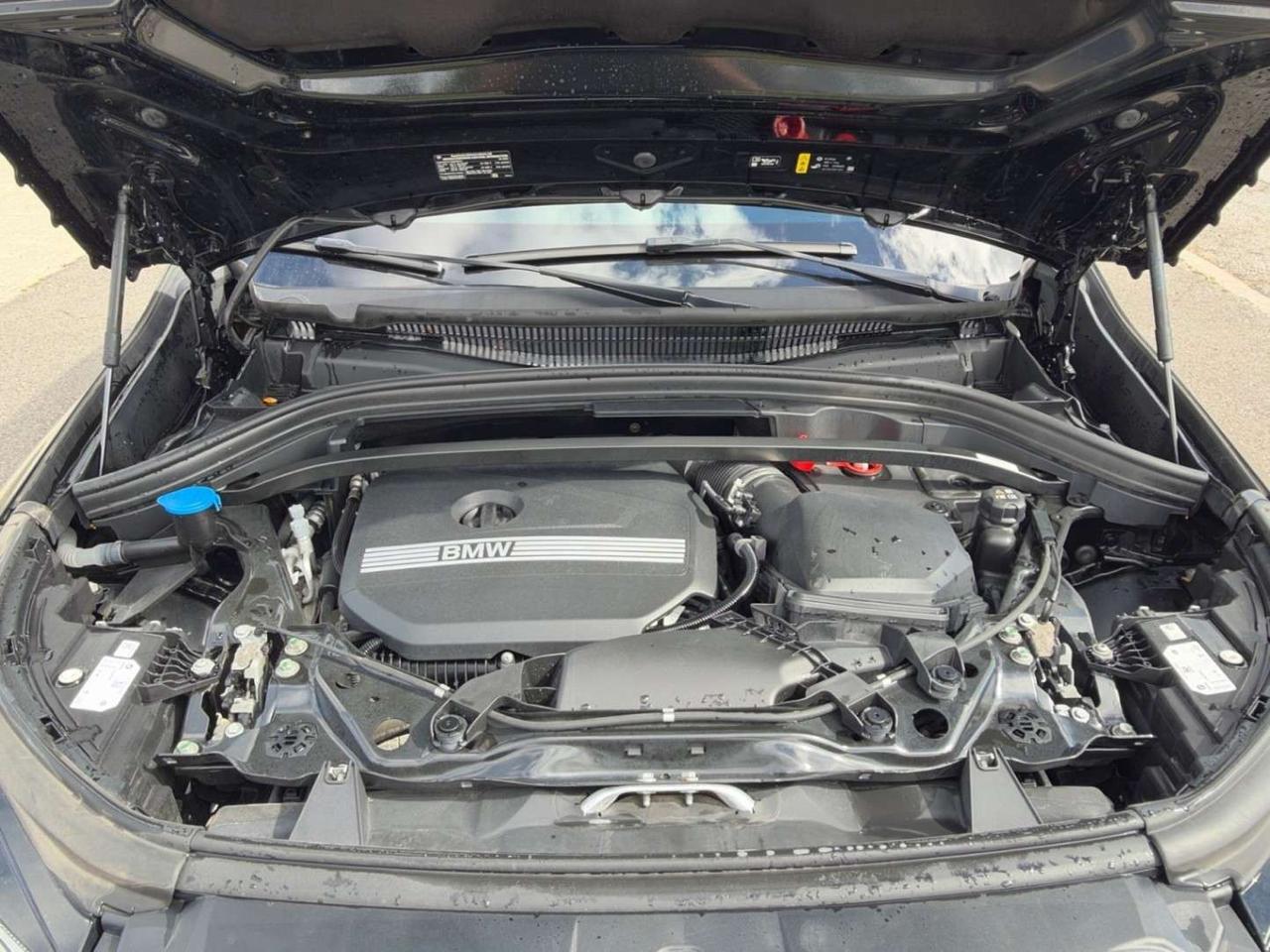 2023 BMW X1 xDrive28i *NO ACCIDENTS/CARPLAY/CAMERA/PANORAMIC ROOF/LED LIGHTS Photo
