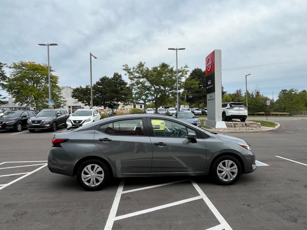2025 Nissan Versa S CVT Photo
