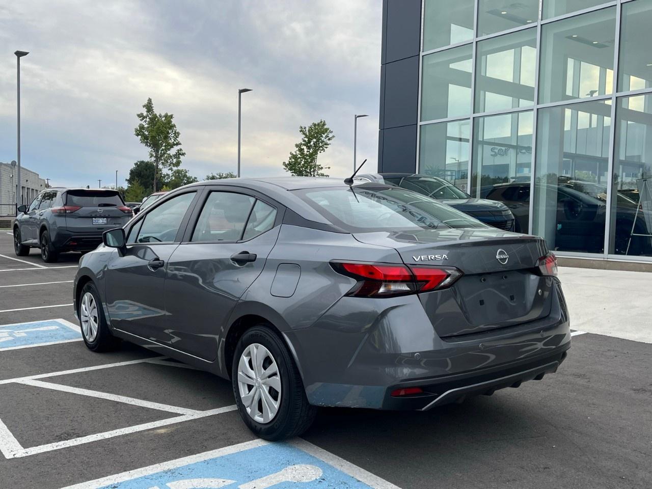 2025 Nissan Versa S CVT Photo