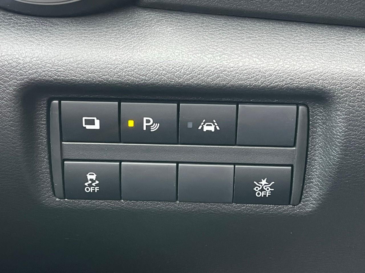 2025 Nissan Versa S CVT Photo