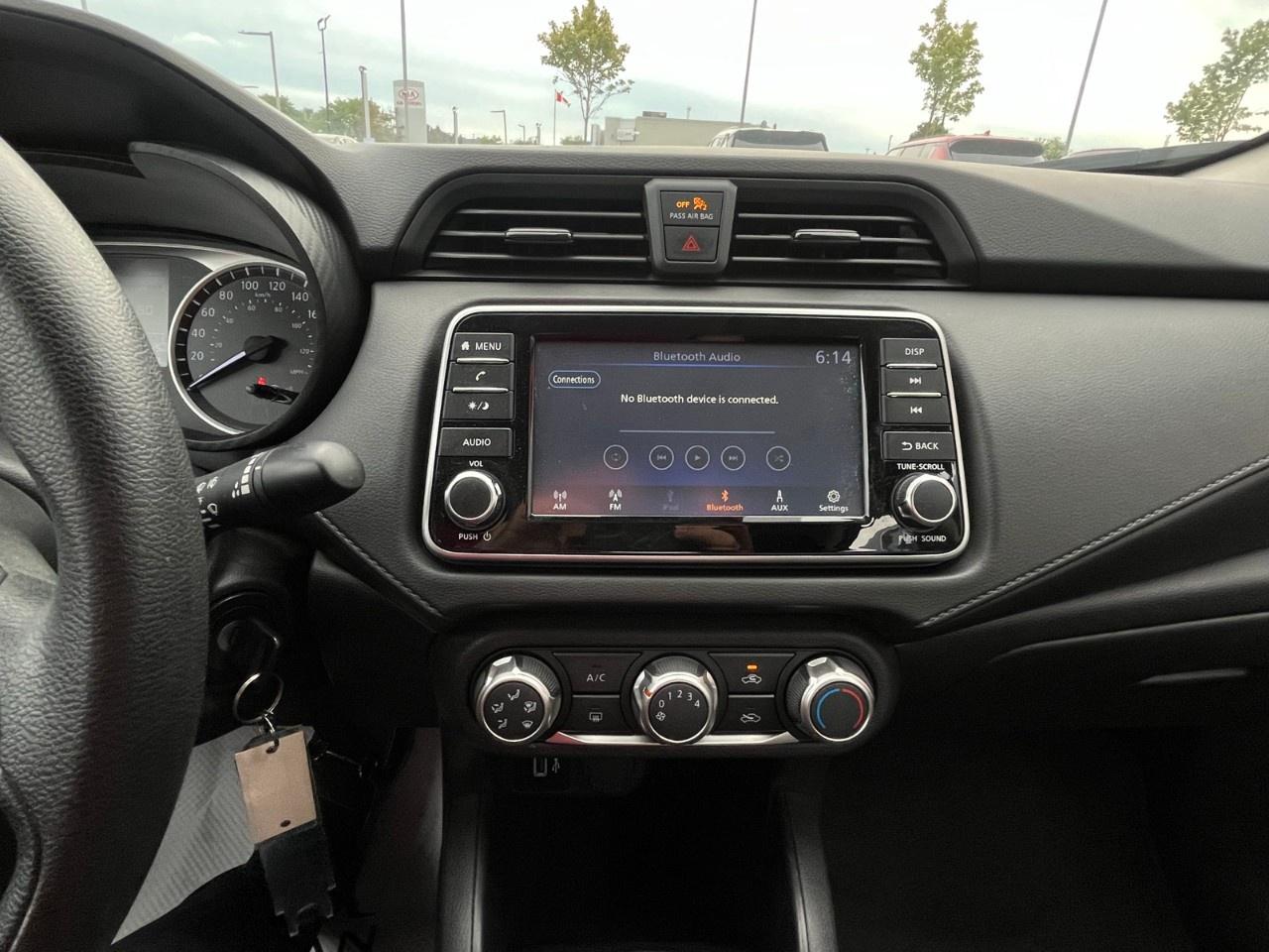 2025 Nissan Versa S CVT Photo