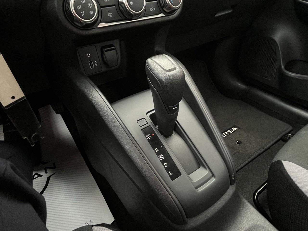 2025 Nissan Versa S CVT Photo