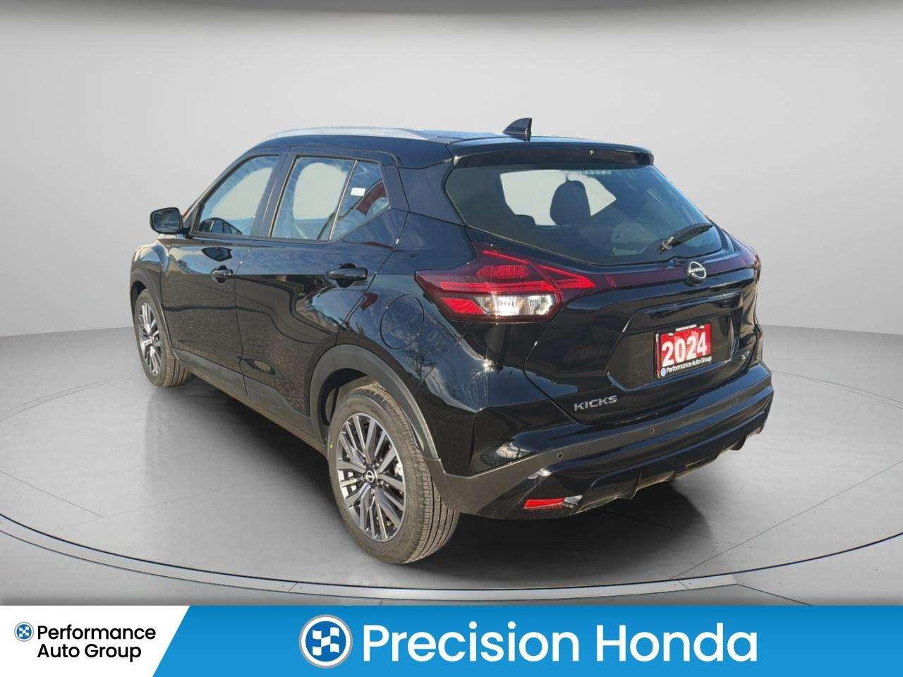 2024 Nissan Kicks SV CarPlay heated Eats Rear Camera Bluetooth Photo