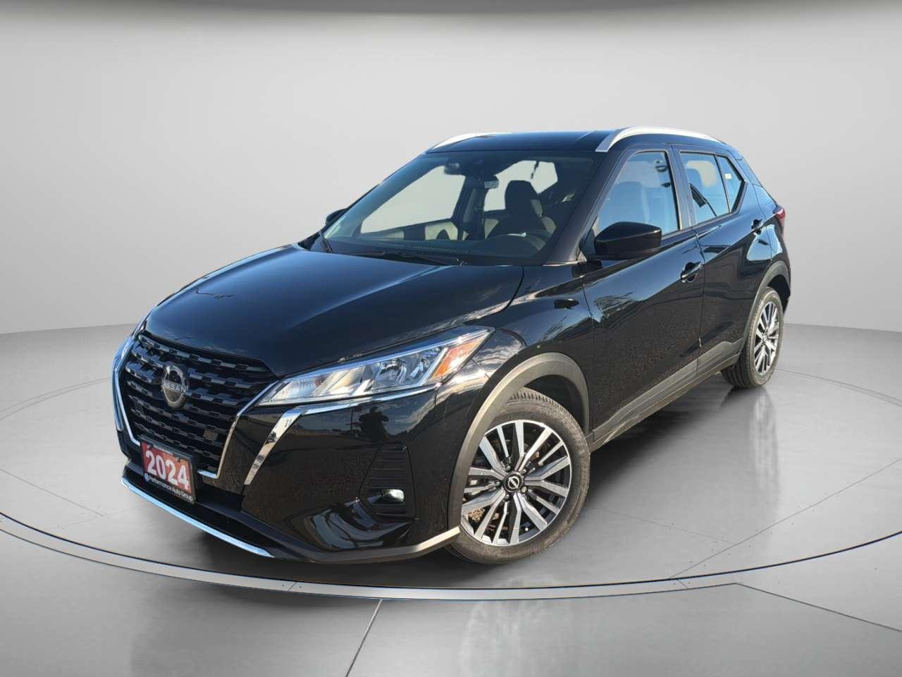 2024 Nissan Kicks SV CarPlay heated Eats Rear Camera Bluetooth Photo
