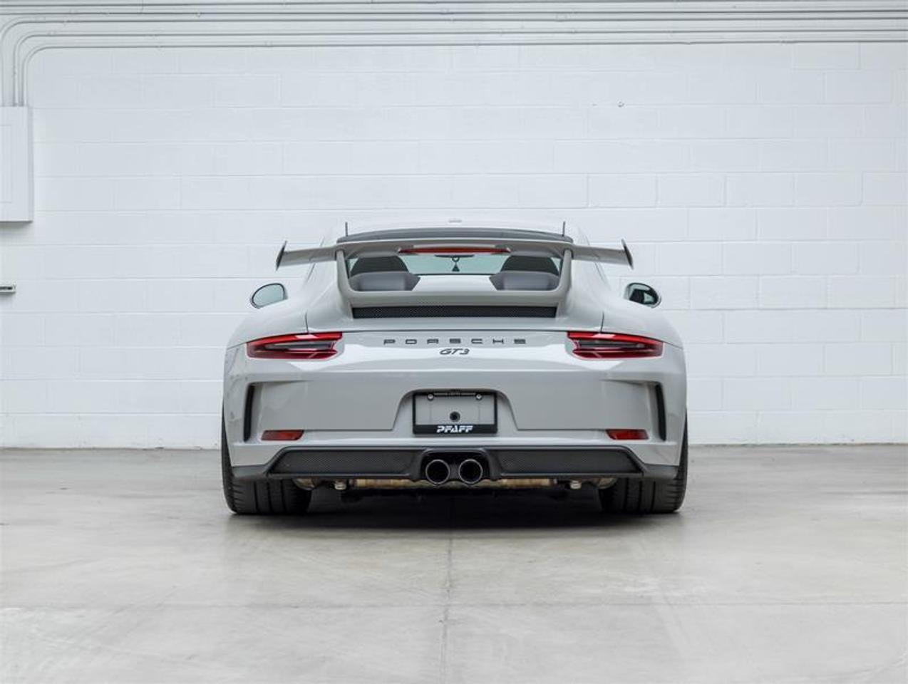 2018 Porsche 911  Photo
