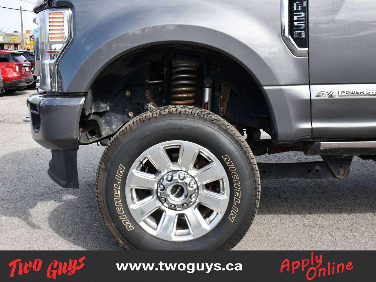 2022 Ford F-250 Platinum 4x4 Sunroof Leather Nav Back Up Camera Photo