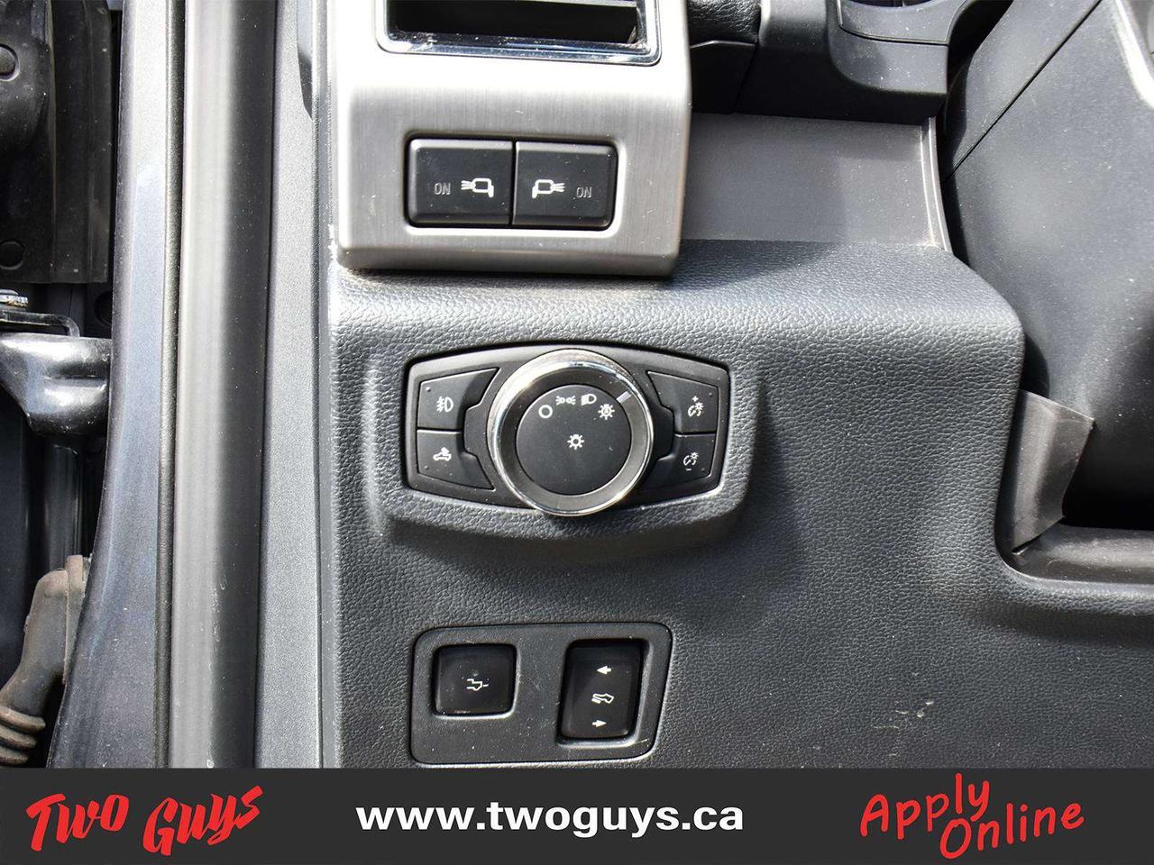 2022 Ford F-250 Platinum 4x4 Sunroof Leather Nav Back Up Camera Photo