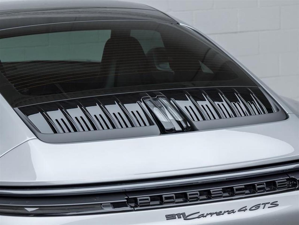 2025 Porsche 911  Photo
