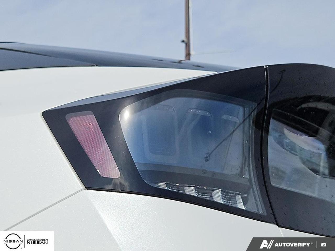 2027 Nissan Leaf PLATINUM+ FWD Photo
