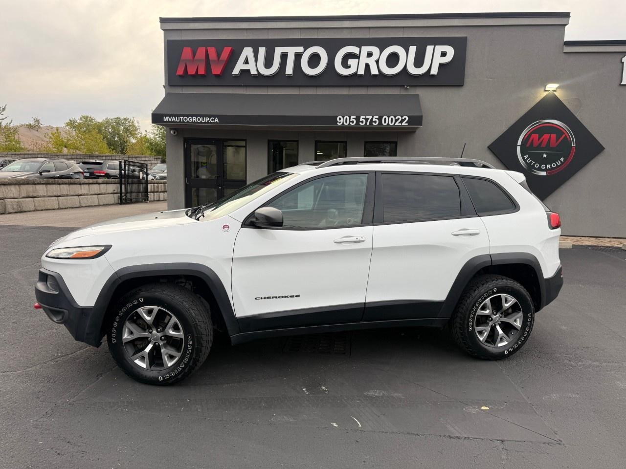 2016 Jeep Cherokee 4WD 4dr Trailhawk Photo1