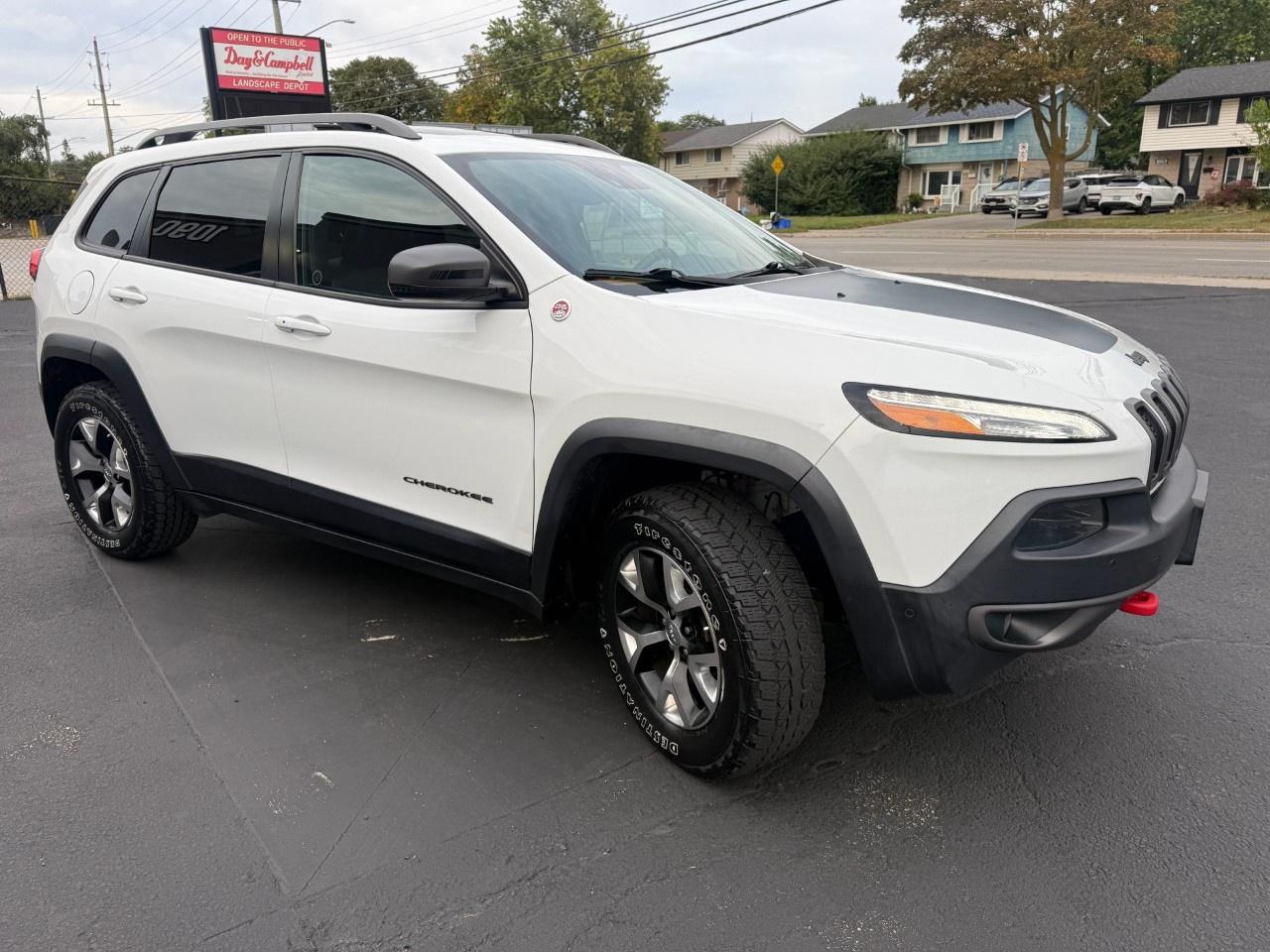 2016 Jeep Cherokee 4WD 4dr Trailhawk Photo