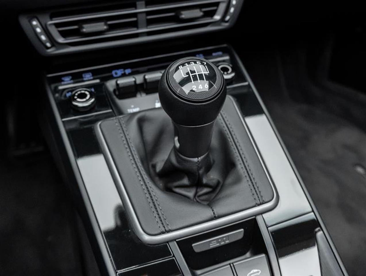 2022 Porsche 911  Photo