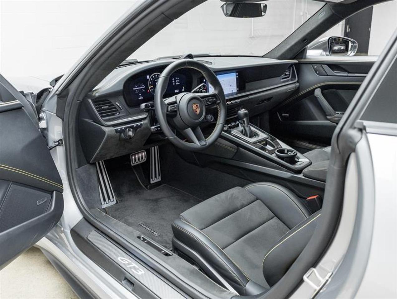 2026 Porsche 911  Photo