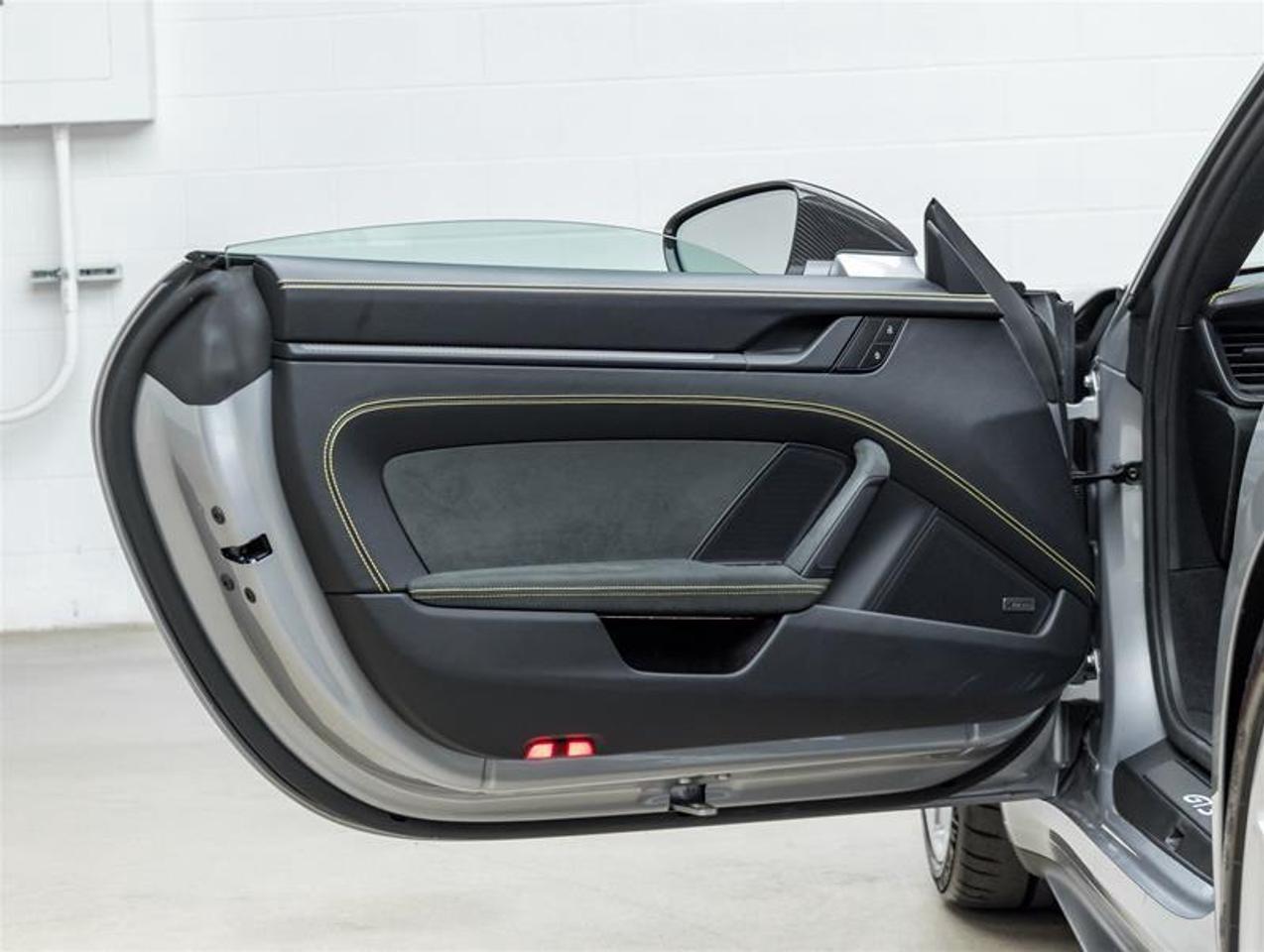 2026 Porsche 911  Photo