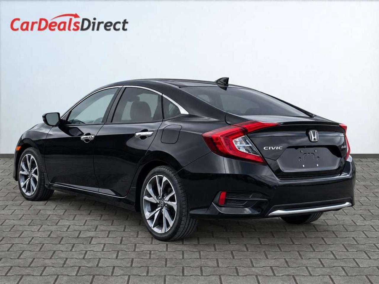 2019 Honda Civic TOURING   Leather   NAVI   Sunroof   Heated Seats   CarPlay   Honda Sensing   Backup Cam Photo