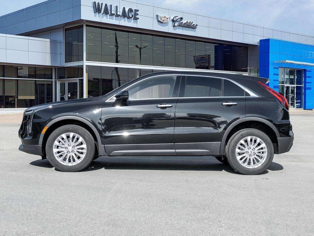 2024 Cadillac XT4 AWD 4dr Luxury Photo3