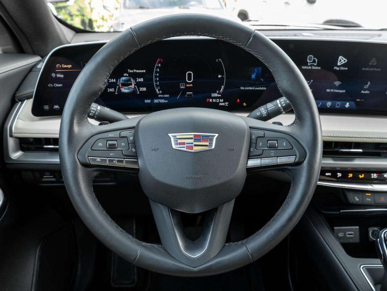 2024 Cadillac XT4 AWD 4dr Luxury Photo