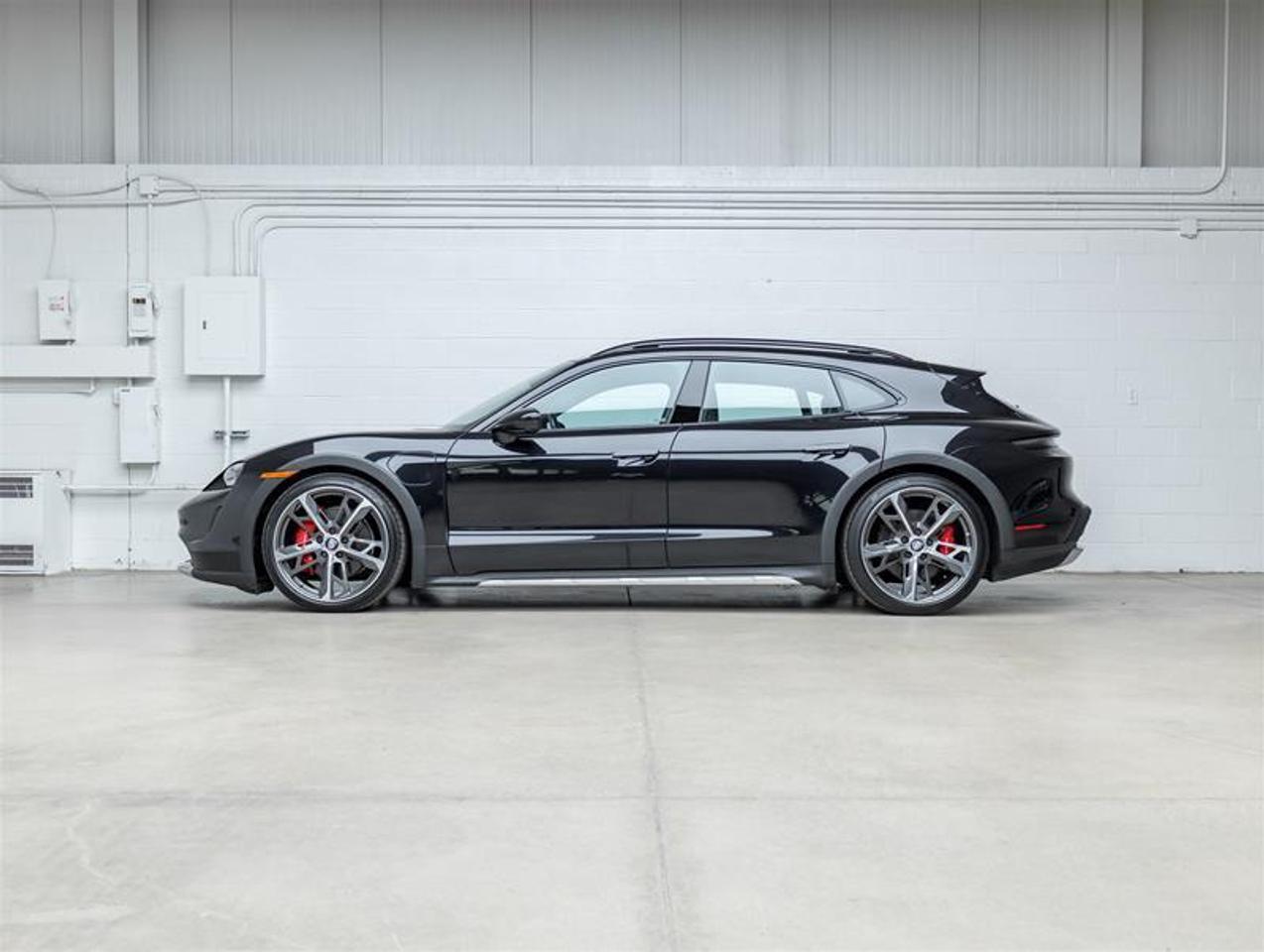 2024 Porsche Taycan  Photo